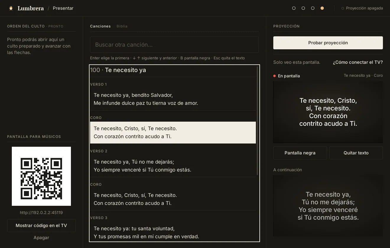 Pantalla Presentar de Lumbrera: la letra de una canción por versos, lo que se ve en el TV y el código QR para los músicos